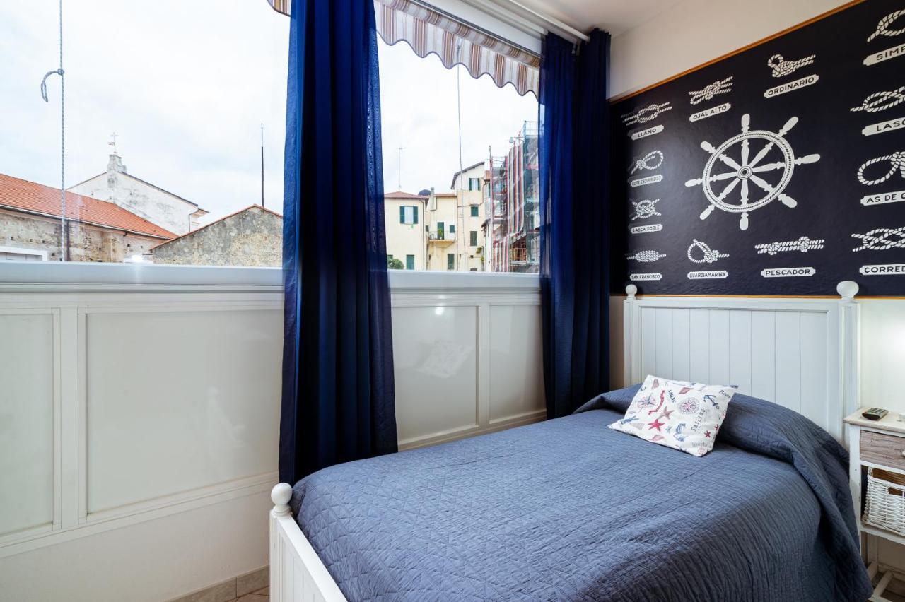 "6 In Centro" Guest House 산레모 외부 사진