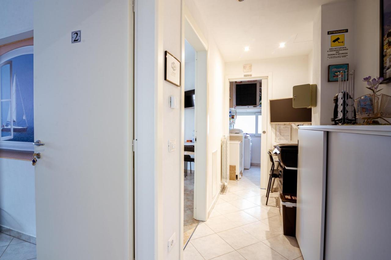 "6 In Centro" Guest House 산레모 외부 사진