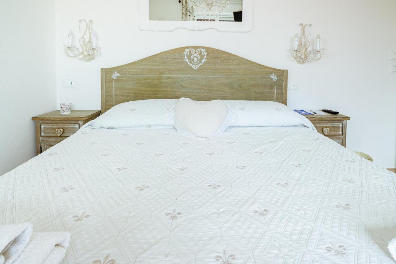 "6 In Centro" Guest House 산레모 외부 사진